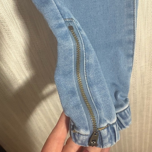 Grace & Lace Light Blue Denim Pants size 2 - Picture 4 of 5